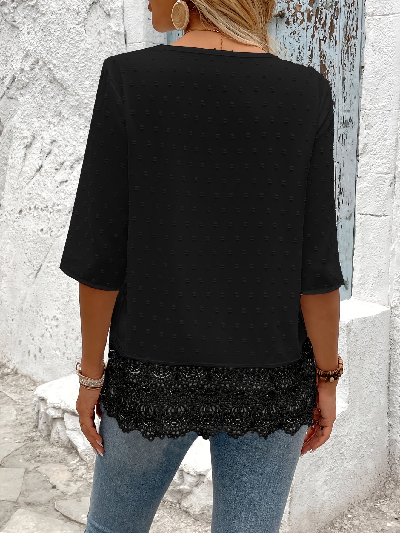 Zyra Oslo | Romantisk topp med blondekant og strukturdetaljer