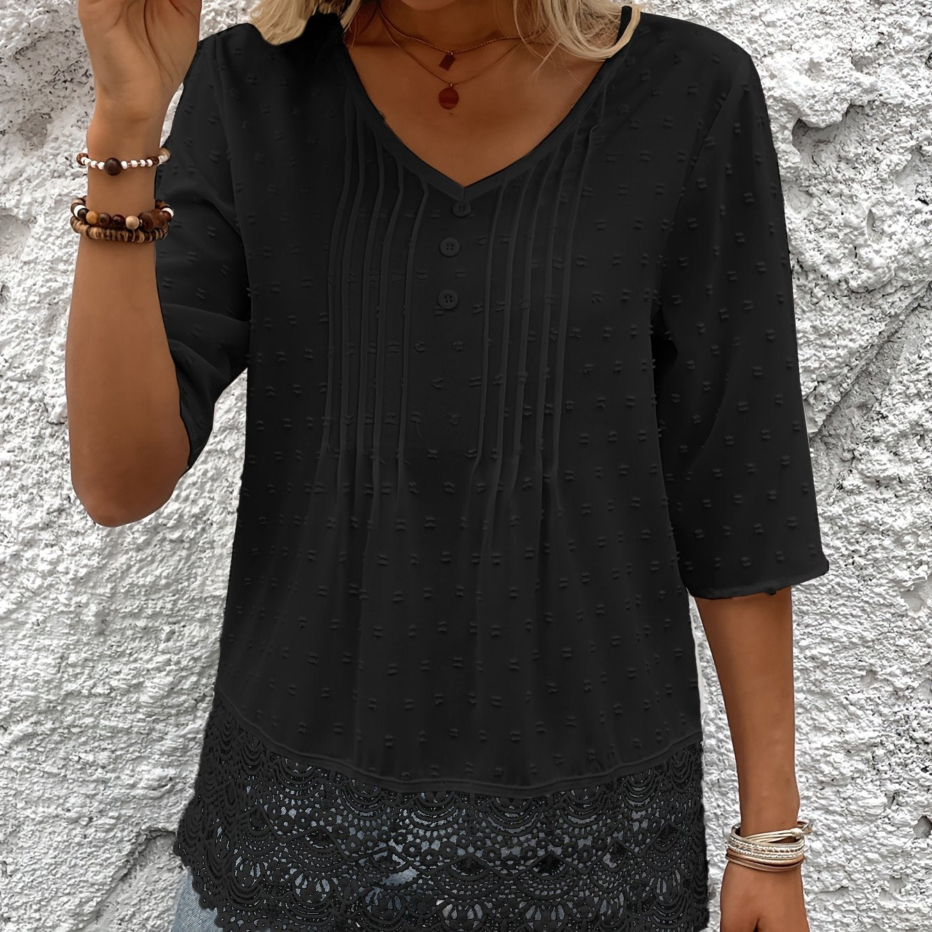 Zyra Oslo | Romantisk topp med blondekant og strukturdetaljer